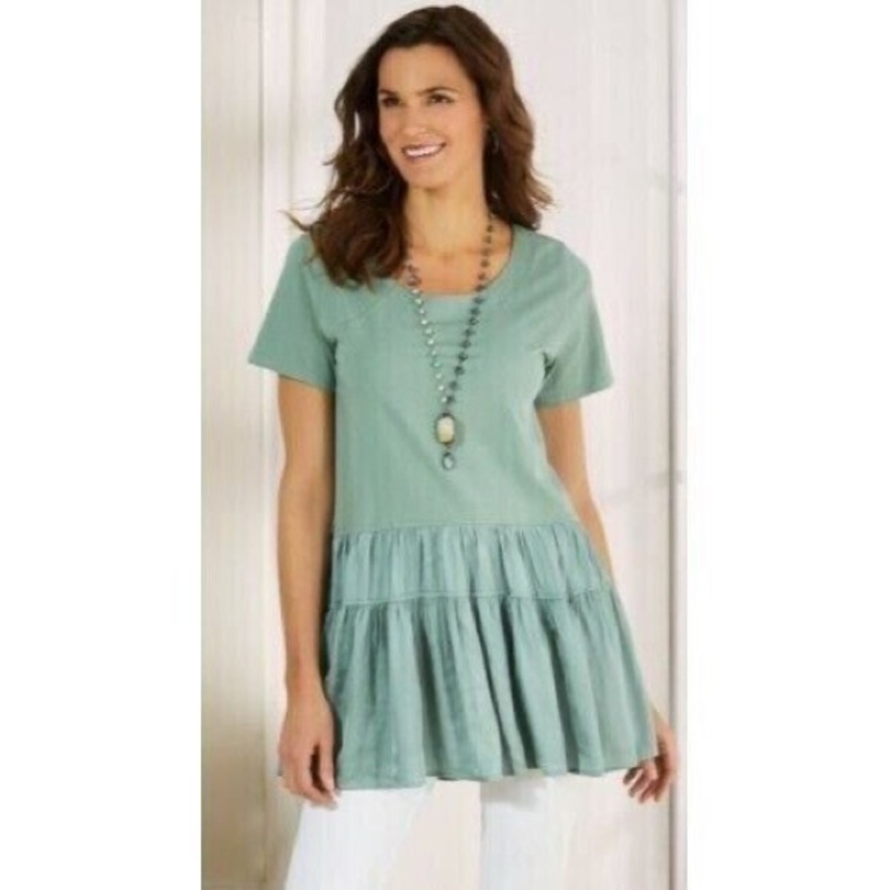 Soft Surroundings Khloe Peplum Top in sage green size large